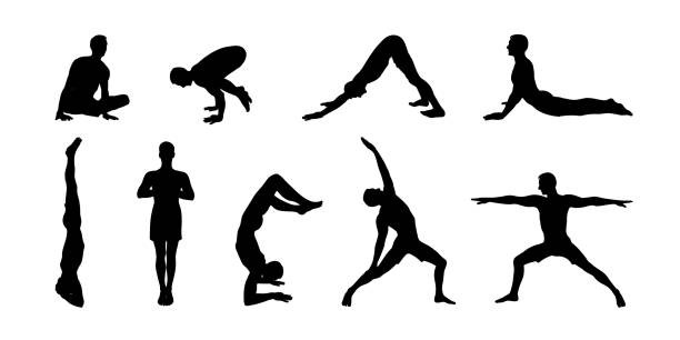 ilustraciones, imágenes clip art, dibujos animados e iconos de stock de conjunto de asanas de yoga. conjunto de siluetas negras de los hombres que ejercen ilustraciones de yoga. ilustración vectorial de boceto dibujado a mano - stretching exercising gym silhouette