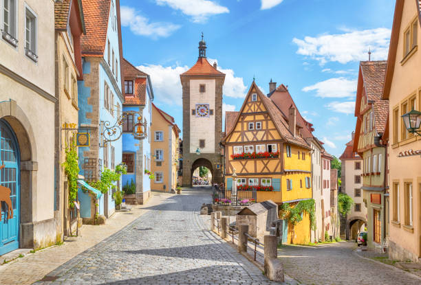 medieval town rothenburg ob der tauber - famous place germany town summer photos et images de collection