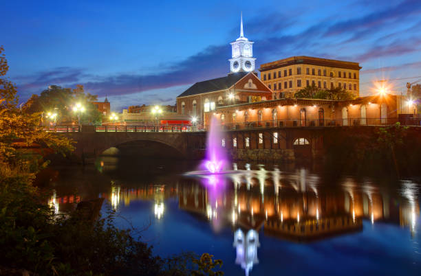 istock Nashua, New Hampshire 1327494308
