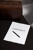 contract-und-leder-teppichtasche-nahaufn