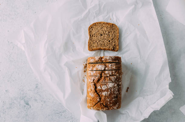 homemade sourdough bread - papel de pão imagens e fotografias de stock