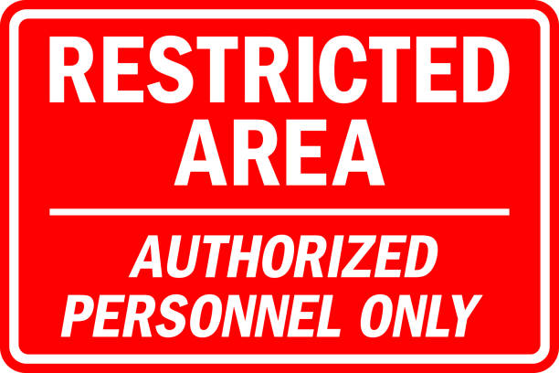 제한된 지역 공인 인력만. - restricted area sign stock illustrations