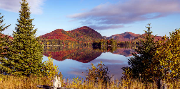 istock Lac Superieur, Mont-tremblant, Quebec, Canada 1327597393