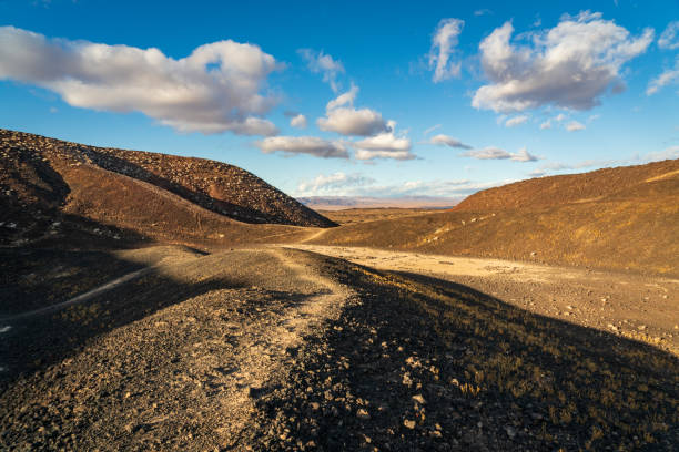 istock Amboy Crater in South Eastern California 1327671525