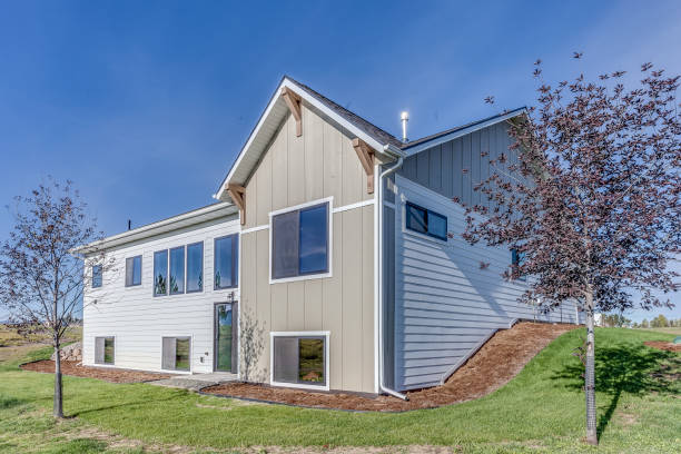 istock Rear facade of simple home 1327749478