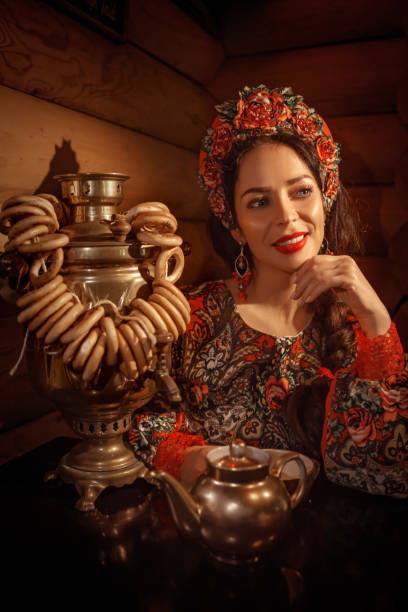 istock Russian queen with samovar and pretzels 1327763440