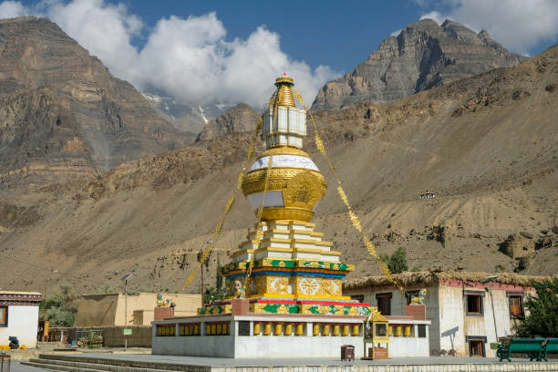 tabo en himachal pradesh, india - kaza fotografías e imágenes de stock