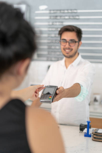 istock Contactless credit card payment 1327879193