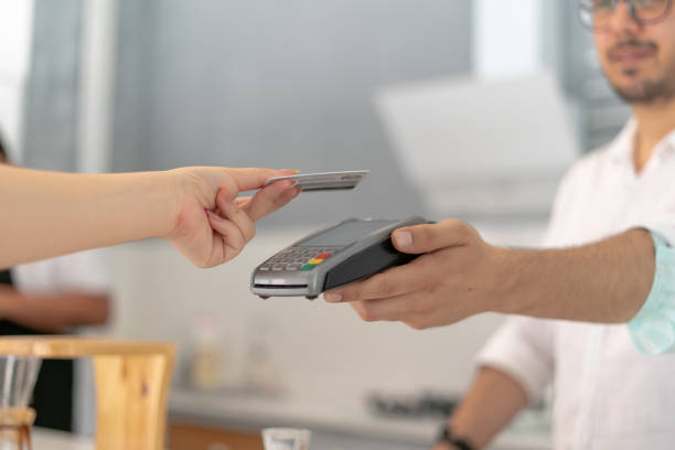 istock Contactless credit card payment 1327879268
