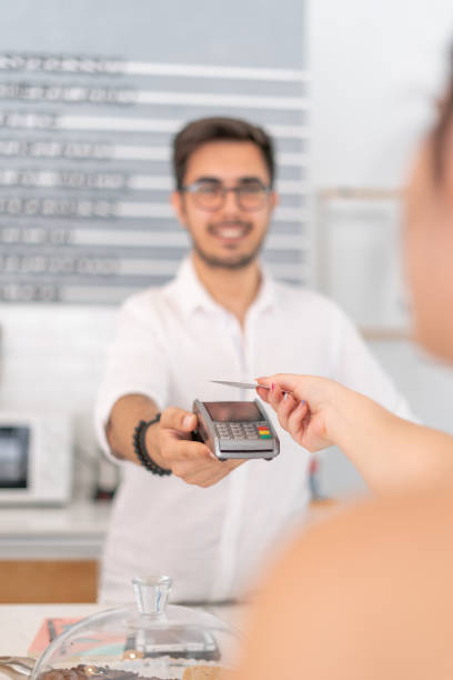 istock Contactless credit card payment 1327880004