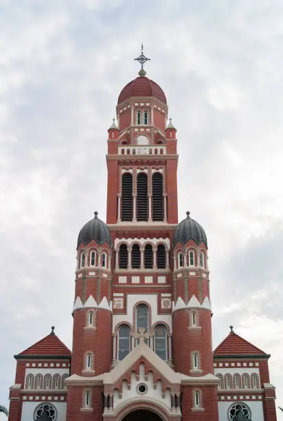 Photo of Saint John's Cathedral in Lafayette, Louisiana