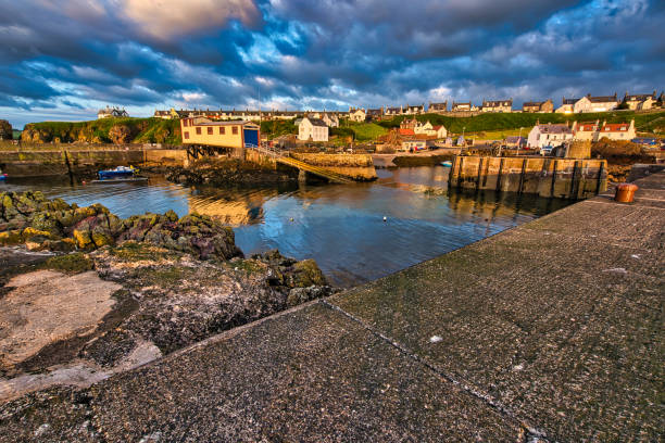 istock Sunrise at St. Abbs harbour, Berwickshire, Scotland, Britain 1327937033