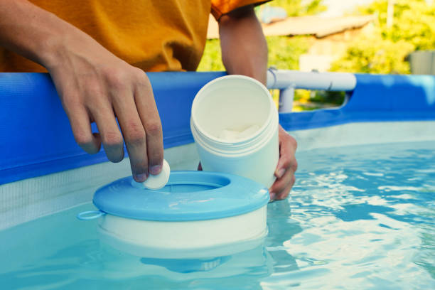2,600+ Pool Chlorine Stock Photos, Pictures & Royalty-Free Images - iStock | Swimming pool chlorine