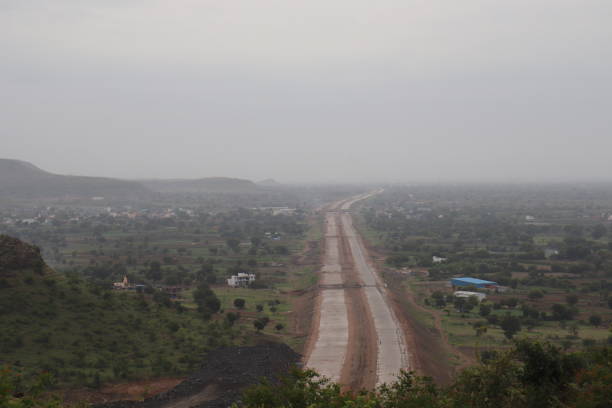 istock Mumbai-Nagpur Expressway - Samruddhi Mahamarg 1327945734
