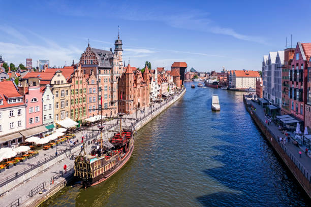 altstadt von danzig, polen - trident gdansk neptune fountain stock-fotos und bilder