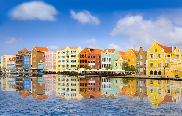 centro de willemstad, curaçao, abc, holanda - dutch colonial - fotografias e filmes do acervo