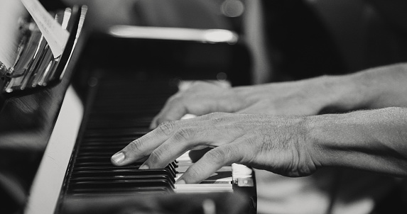 Playing live jazz concert: the piano