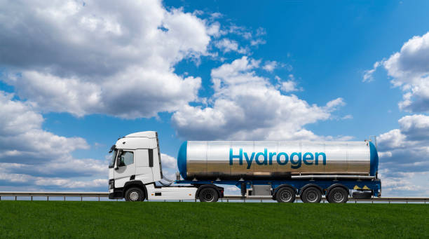 Truck with hydrogen tank trailer Truck with hydrogen tank trailer. New energy sources concept hydrogen stock pictures, royalty-free photos & images