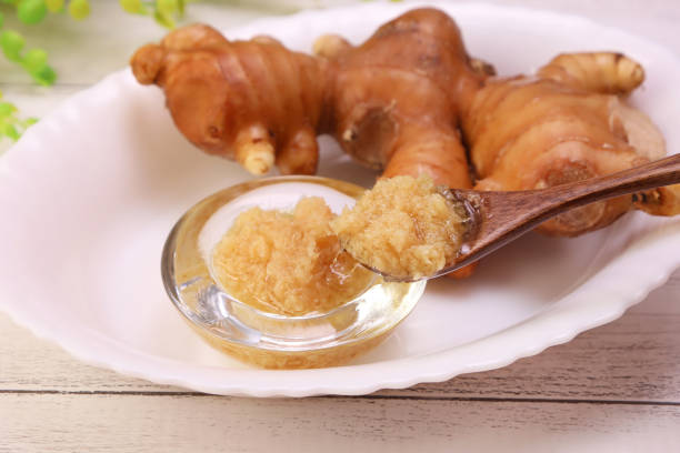 istock It is race ginger and ginger which I grated. 1328337571