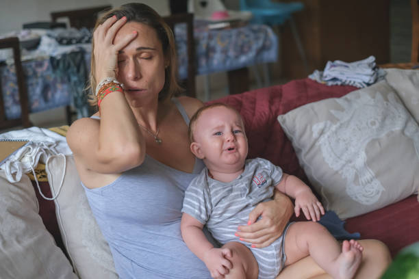 istock Single Mother Burnout From Parenting a Newborn 1328345586