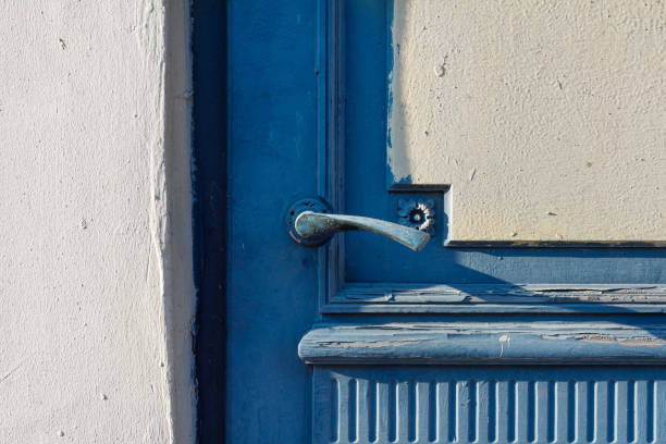 istock Old wooden door with a handle 1328374315
