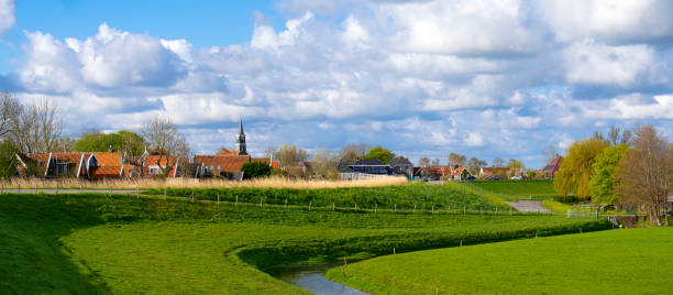 istock Dutch Village of Driehuizen 1328377905