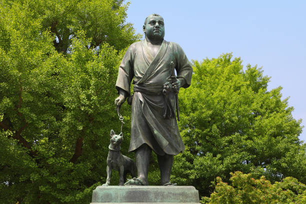 estátua de saigo takamori no parque ueno, tóquio - estátua de bronze - fotografias e filmes do acervo