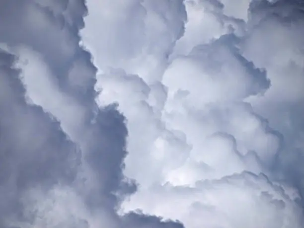natural clouds,cloud clusters,interesting clouds,sky and rain clouds,