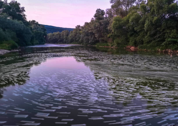 River full frame