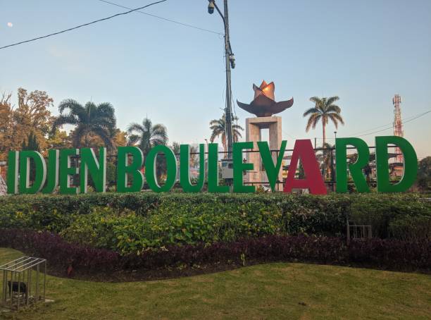 istock sign of idjen boulevard 1328627257