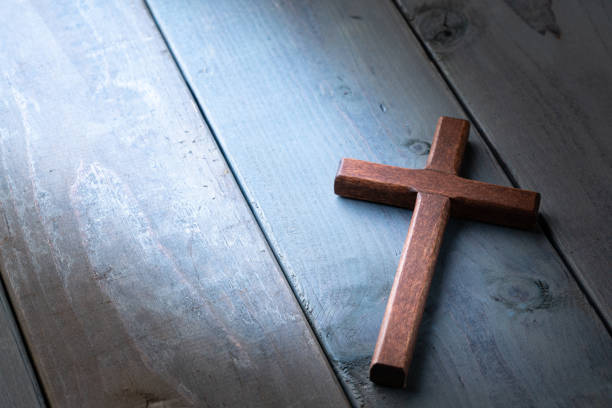 istock Wooden Cross 1328648509