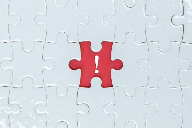 missing a pieces of puzzle in the center, red space with exclamation mark icon. - incomplete puzzle jigsaw puzzle part of imagens e fotografias de stock