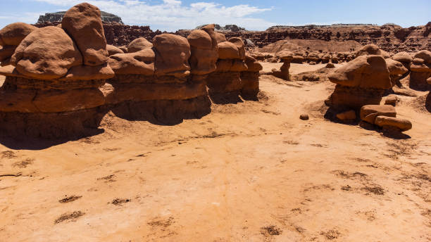 dolina goblinów utah - goblin valley state park zdjęcia i obrazy z banku zdjęć