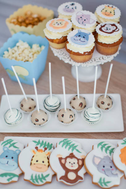 Jungle safari animal birthday sweets