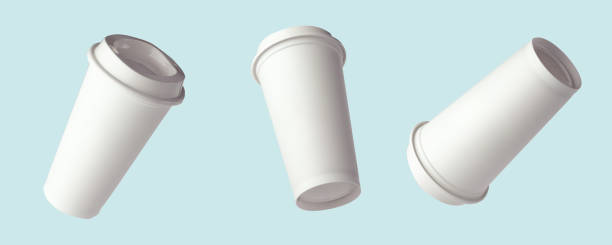 水色の背景に飛ぶコーヒーのためのモックアッププラスチックカップ。3つの角度。空中浮遊 - coffee take out food cup paper ストックフォトと画像