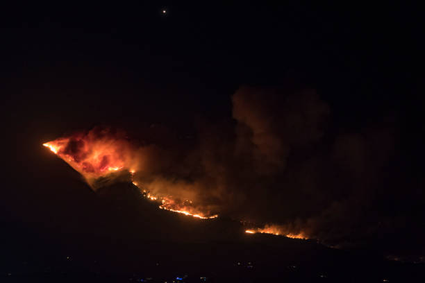 istock Getty Fire Los Angeles California Wildfire 1328871193