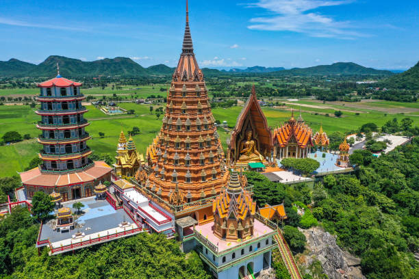 Wat Tham Khao Noi and Wat Tham Sua in Kanchanaburi, Thailand Wat Tham Khao Noi and Wat Tham Sua in Kanchanaburi, Thailand, south east Asia wat tham sua stock pictures, royalty-free photos & images