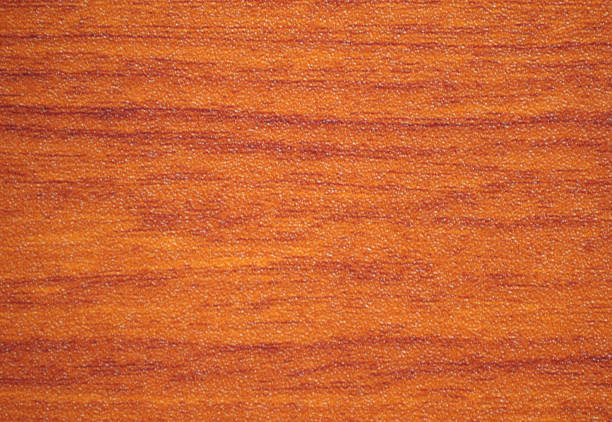 pommier naturel, surface plane en bois rouge gros plan. - wood cherry dark mahogany tree photos et images de collection