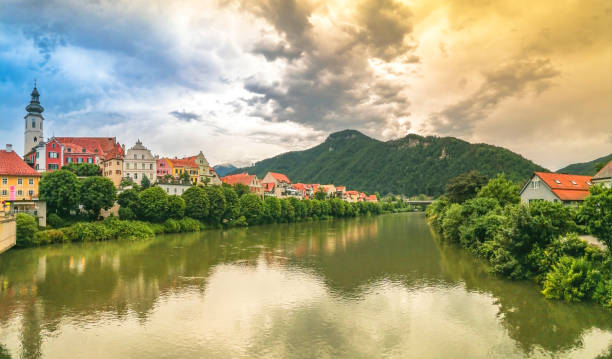 The charming little town of Frohnleiten on the Mur river in the district of Graz-Umgebung, Styria region, Austria The charming little town of Frohnleiten on the Mur river in the district of Graz-Umgebung, Styria region, Austria frohnleiten stock pictures, royalty-free photos & images