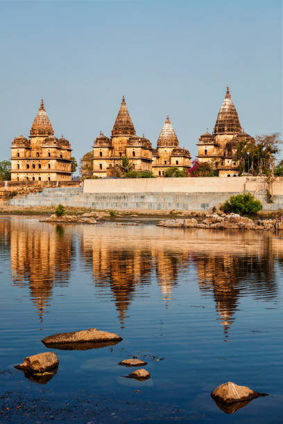 königliche kenotaphen von orchha, madhya pradesh, indien - cenotaph stock-fotos und bilder