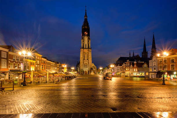 istock Delft Market Square Markt in the evening. Delfth, Netherlands 1329005313