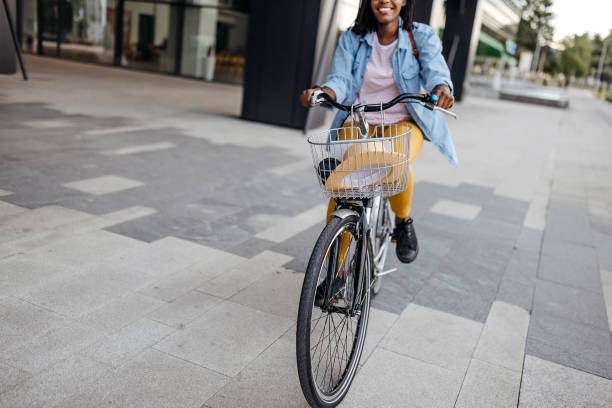 istock Healthiest way to go to work 1329008979