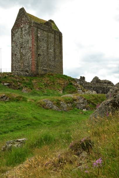 istock Landmarks of Scotland - Smailholm 1329014328
