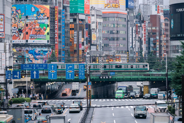 istock Tokyo shinjuku rush hour 1329166766