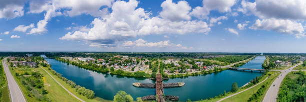 istock Abandoned railroad bridge over the old Welland Canal 1329240699