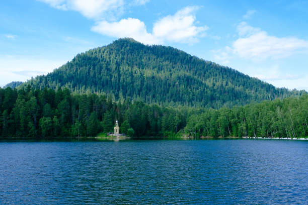 Lake Emerald.Beautiful forest lake. Eastern Siberia border of the Republic of Buryatia and Irkutsk region