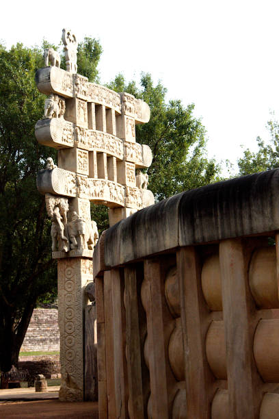 istock Stone Entrance at Stupa, Sanchi 1329330173