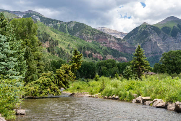 istock Beautiful mountain scenery in the Rocky Mountains 1329390910