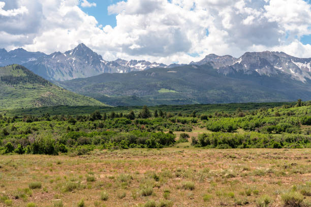 istock Beautiful mountain scenery in Colorado 1329403913