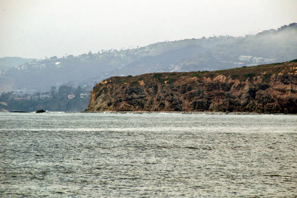 istock A Cliff Along the SoCal Coastline 1329442931
